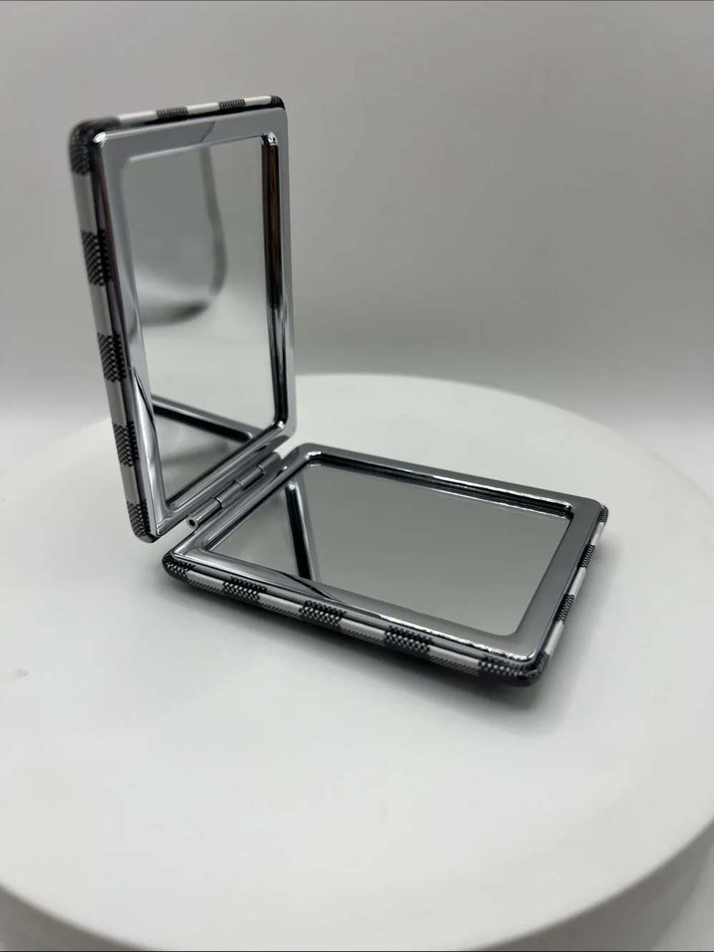 754. Black and White Checkered Compact Mirror